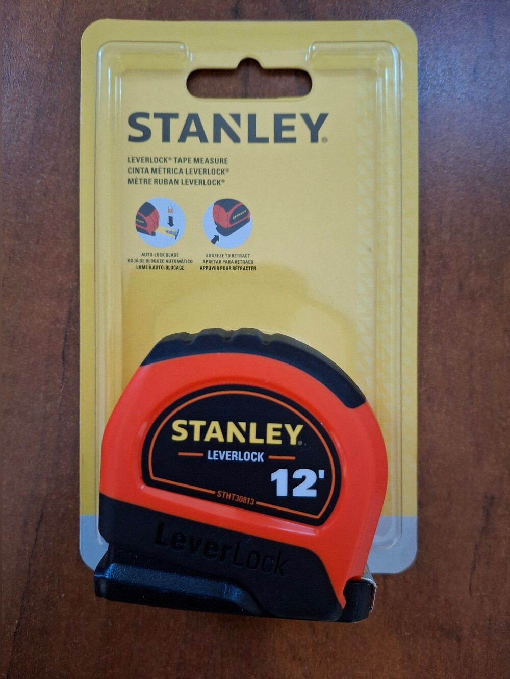 Stanley LeverLock 12 ft. L X 0.5 in. W Compact Tape Measure 1 pk